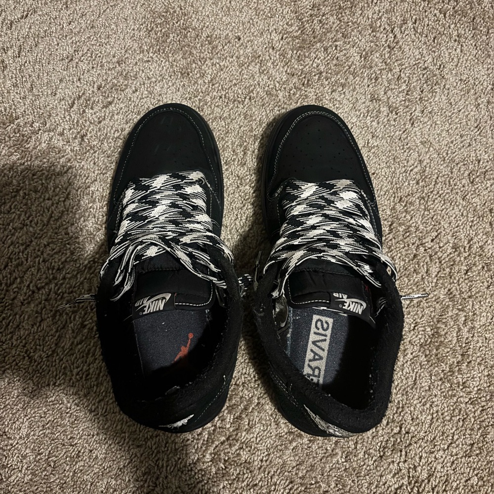 Nike Black and White Men's Shoes